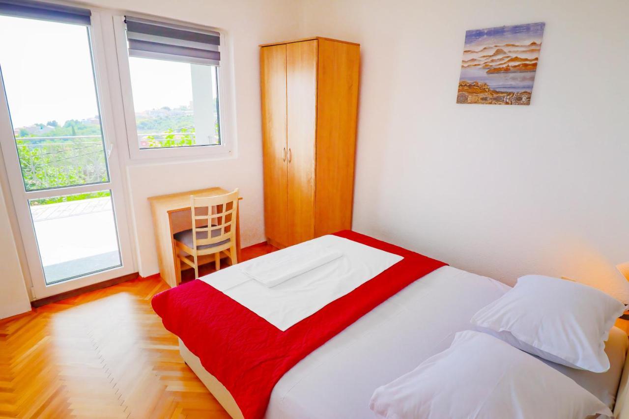 דירה Vivana House